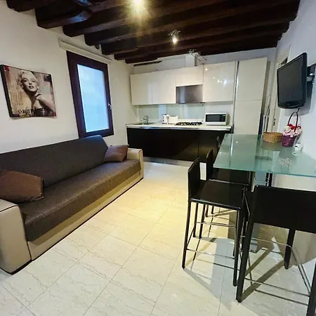 Ca Tiepolo Style Art Appartement *